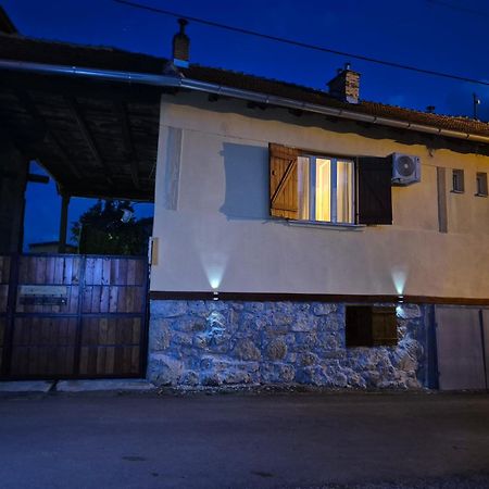 Konak -Guest House -Ramonda Serbika Ниш Екстер'єр фото