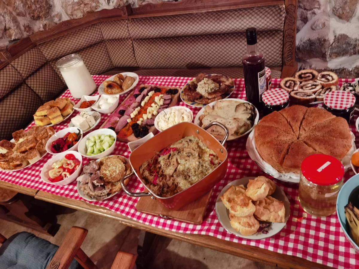 Konak -Guest House -Ramonda Serbika Ниш Екстер'єр фото