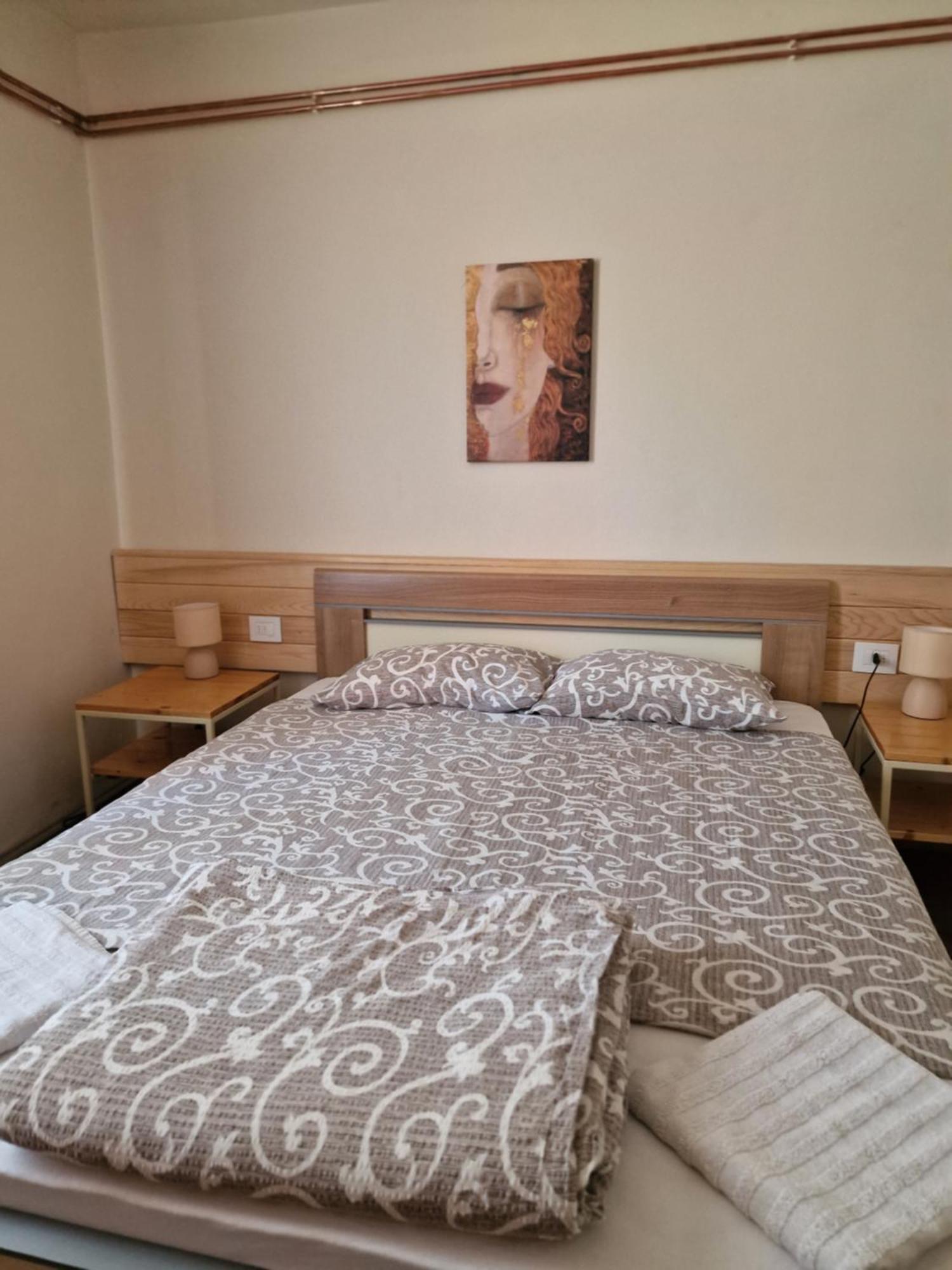 Konak -Guest House -Ramonda Serbika Ниш Екстер'єр фото