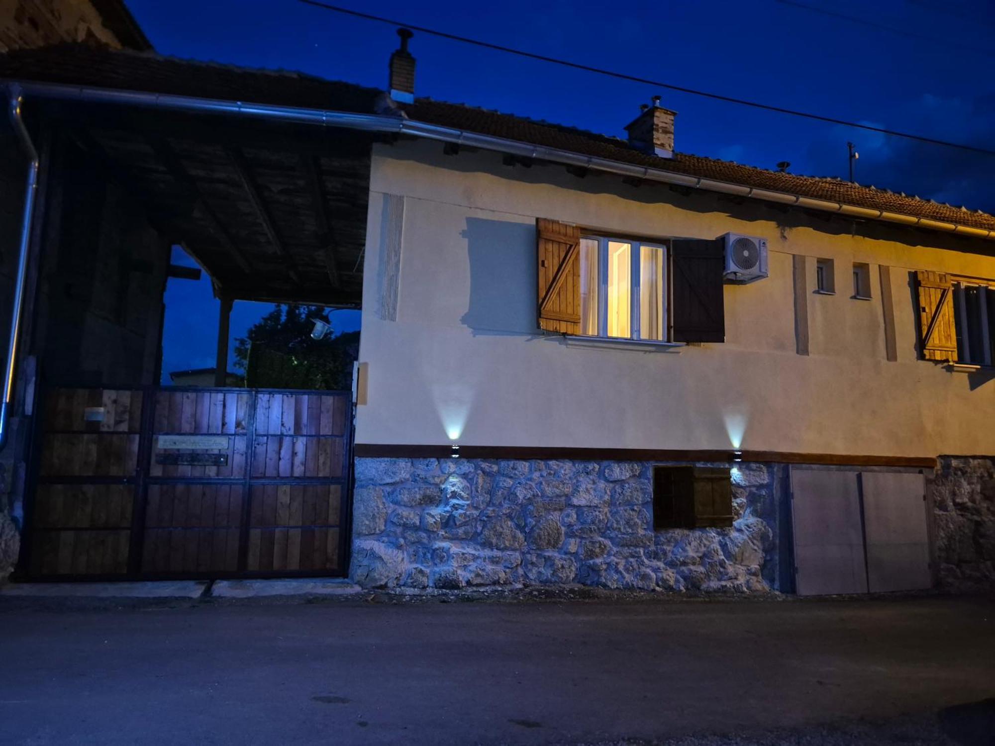 Konak -Guest House -Ramonda Serbika Ниш Екстер'єр фото